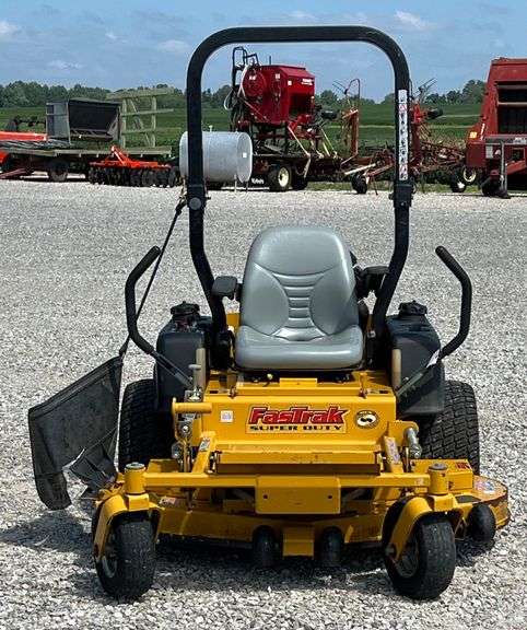Hustler Fastrack Super Duty Zero Turn Mower