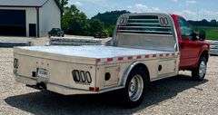 2001 Ford F550 XL Truck with CM Aluminum Flatbed