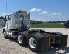 1998 International 9100 Semi Truck