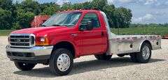 2001 Ford F550 XL Truck with CM Aluminum Flatbed
