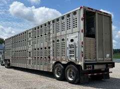 2002 Wilson Aluminum Livestock Trailer