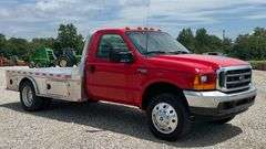 2001 Ford F550 XL Truck with CM Aluminum Flatbed