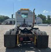 1998 International 9100 Semi Truck