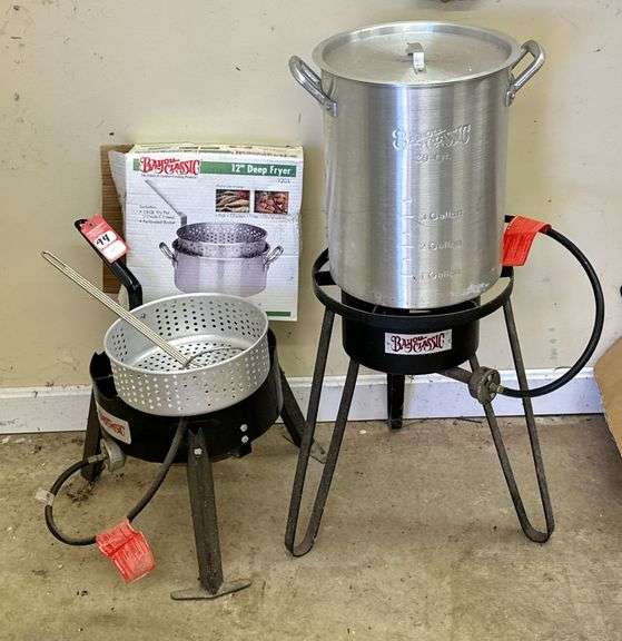 Bayou Classic 30 Qt & 10 Qt Cookers with Gas Burners image
