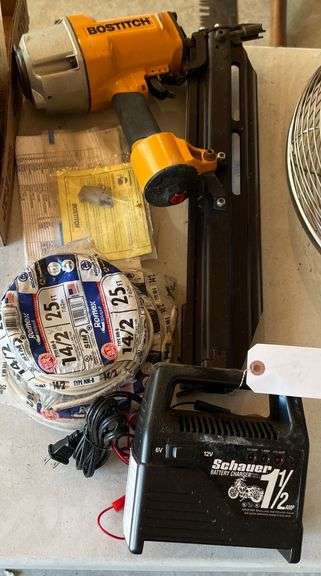 Bostitch N95RHN Round Head Nailer image