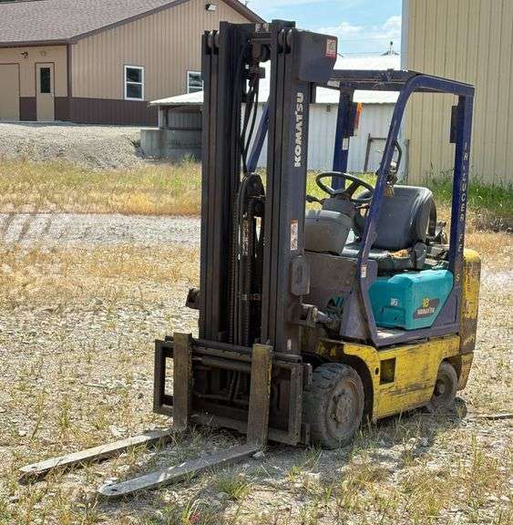 Komatsu 18 Fork Lift image