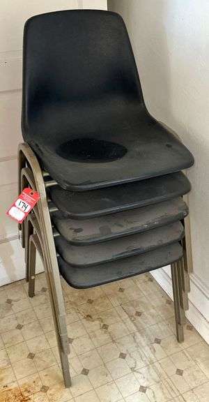 Butt Drugs Waiting Chairs image