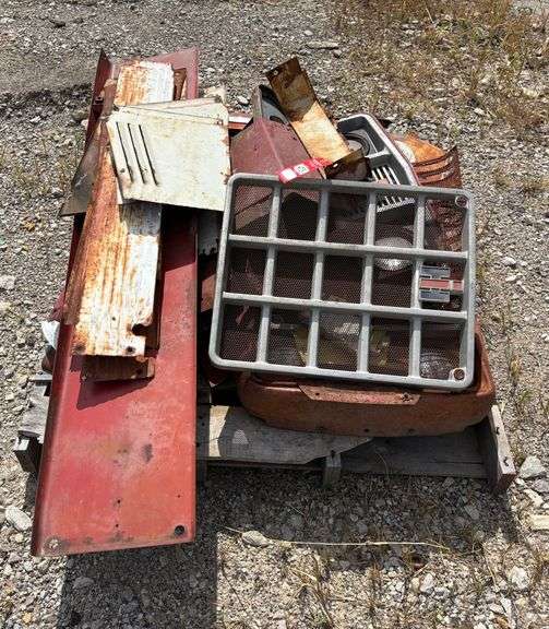 IH Grills & Sheet Metal image