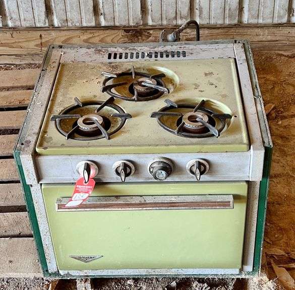 Holiday 3 Burner Gas Stove image