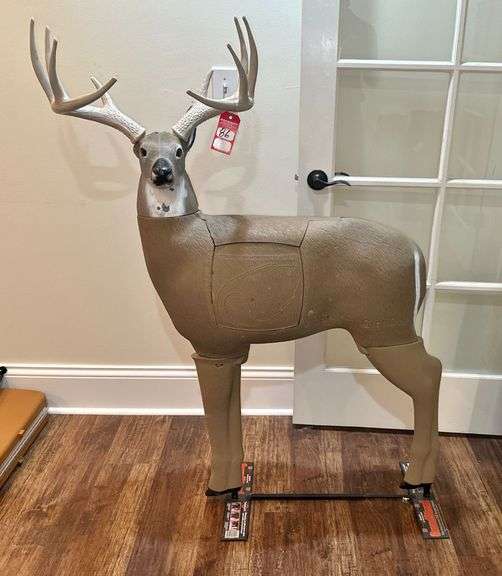 Grandstand Universal 3-D Bow Target image