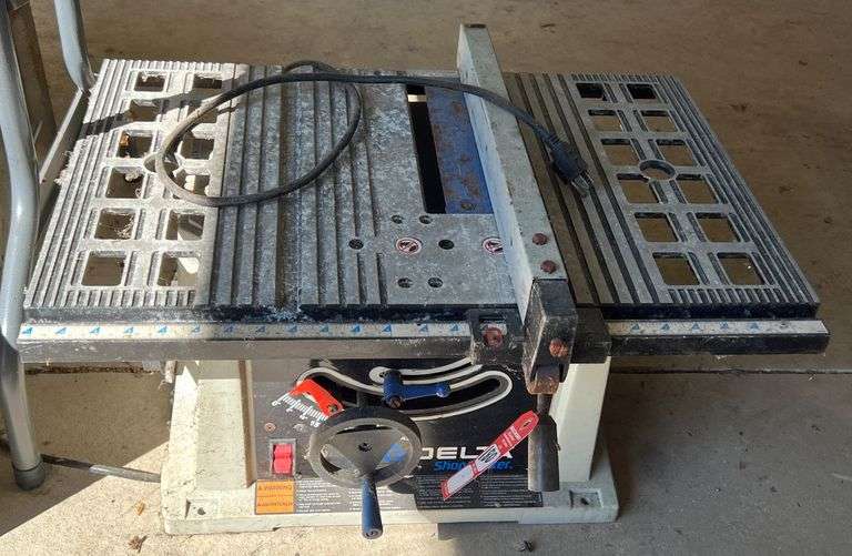 Delta ShopMaster Table Saw image