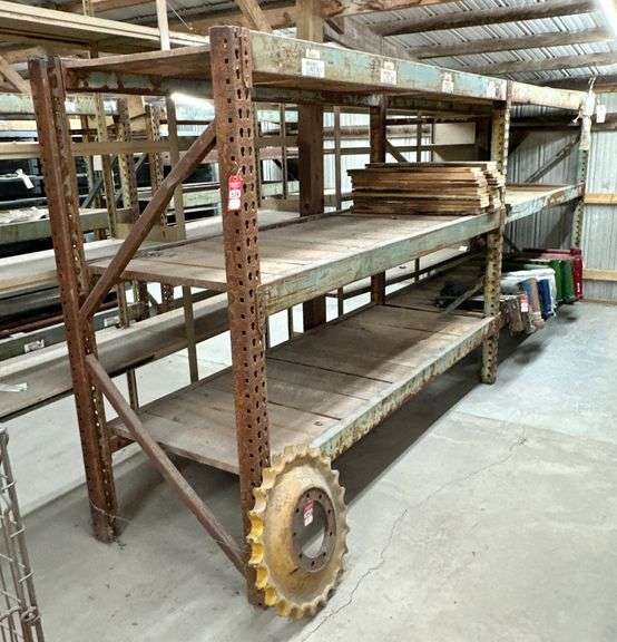 Heavy Duty Pallet Racking Shelving image