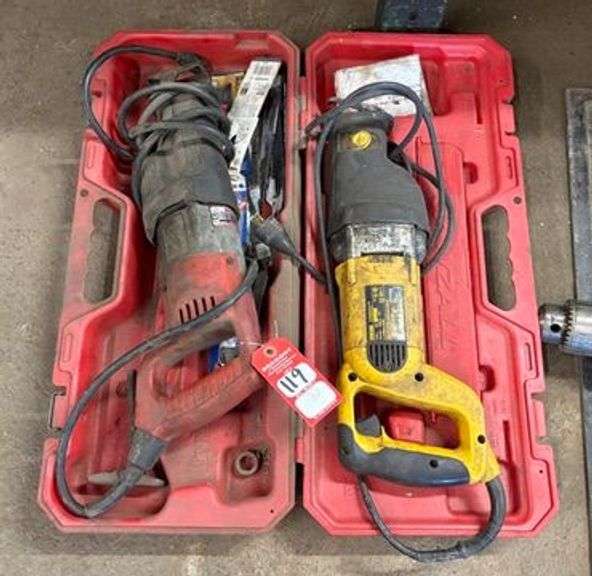 DeWalt & Milwaukee Reciprocating Saws image