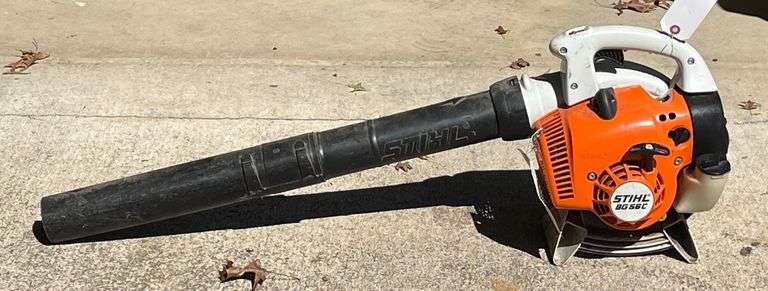 Stihl BG56C Gas Powered Blower image