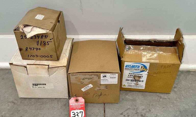 New Ford Tractor Carburetors image