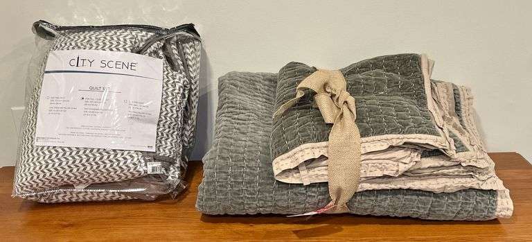 Queen Comforters Sets-NEW image