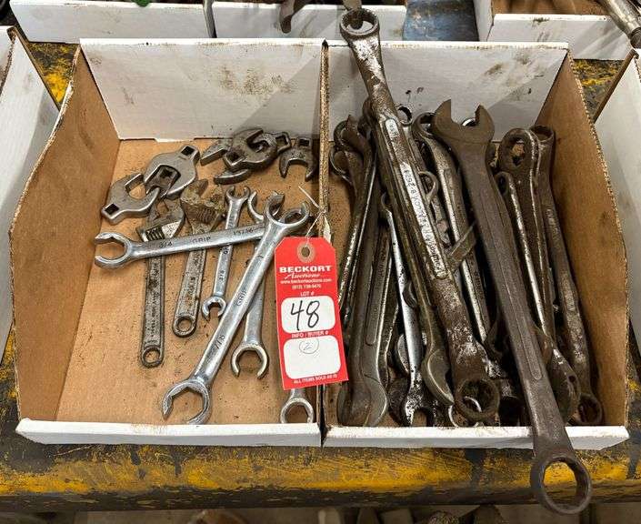 Open & Box End Wrenches image