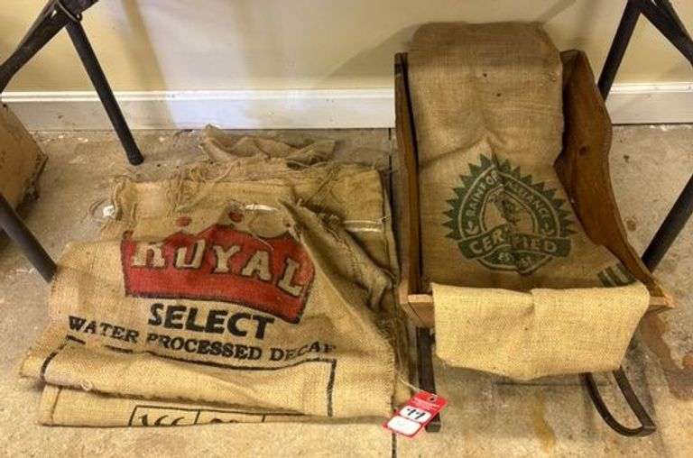 Display sled & Burlap Sacks image