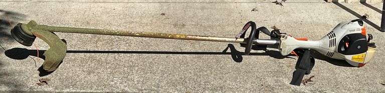 Stihl FS56RC Gas Powered String Trimmer image