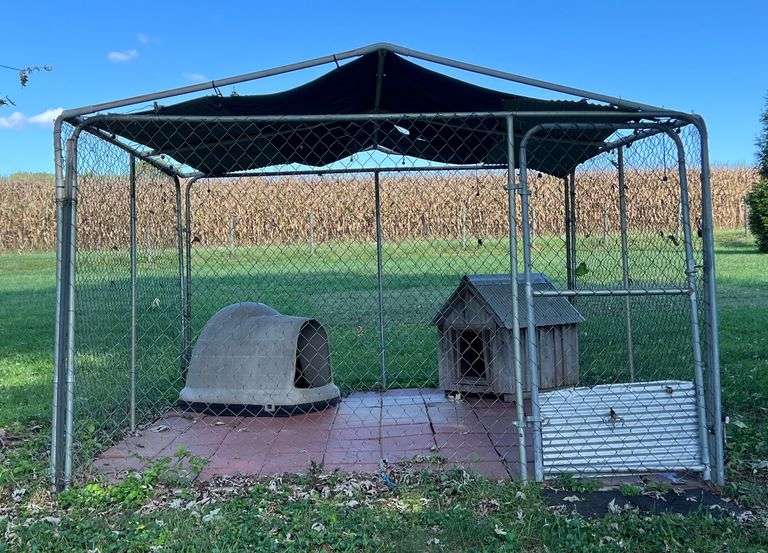 Pet Kennel image