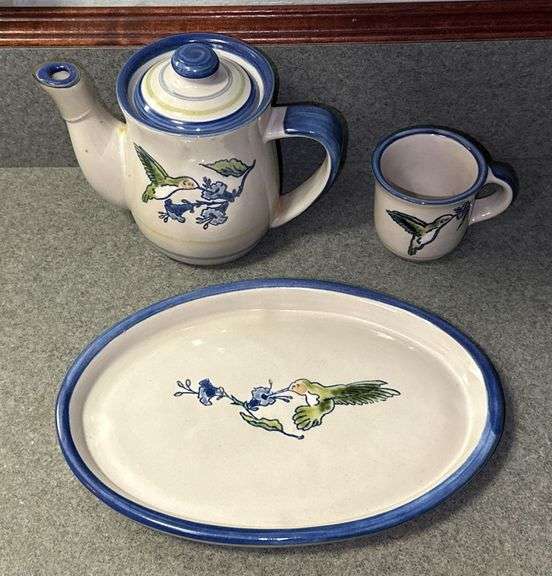 Louisville Stoneware "Hummingbird" Pitcher & Mug Set image