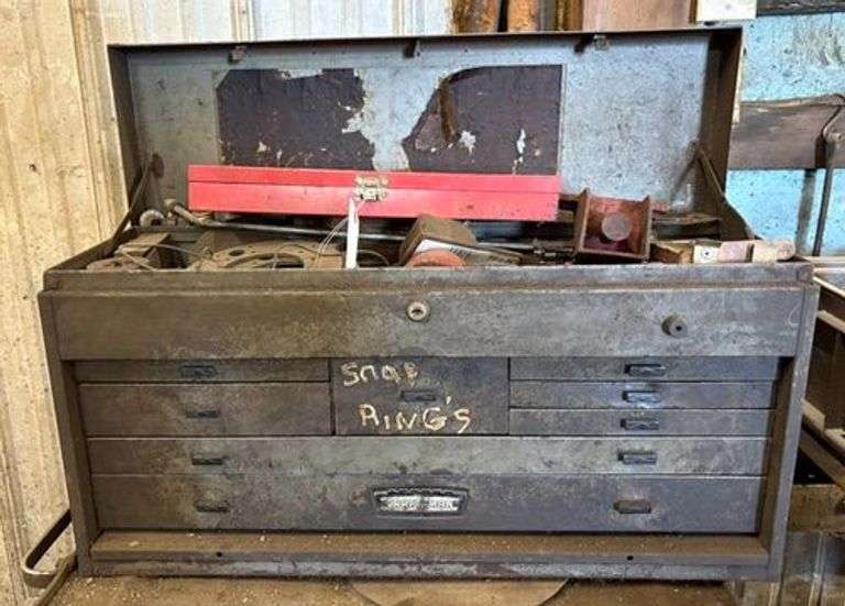 Craftsman 8-Drawer Tool Chest & Contents image
