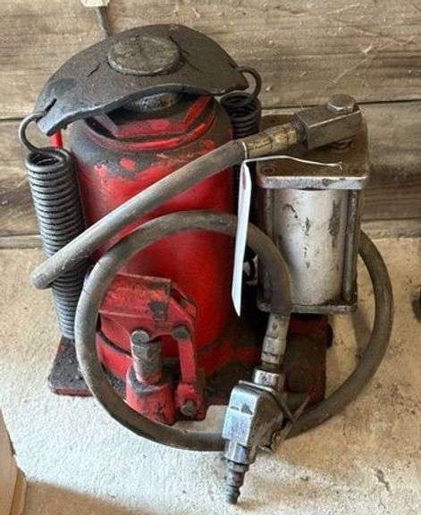 Pneumatic Activated Bottle Jack image