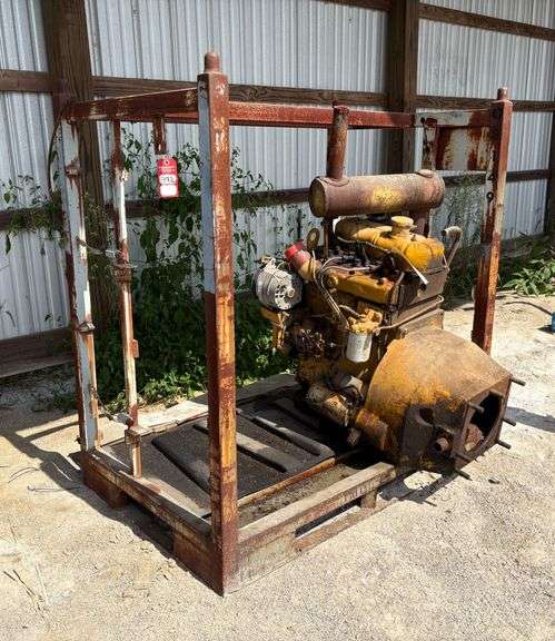 IH D-155 Diesel Engine image