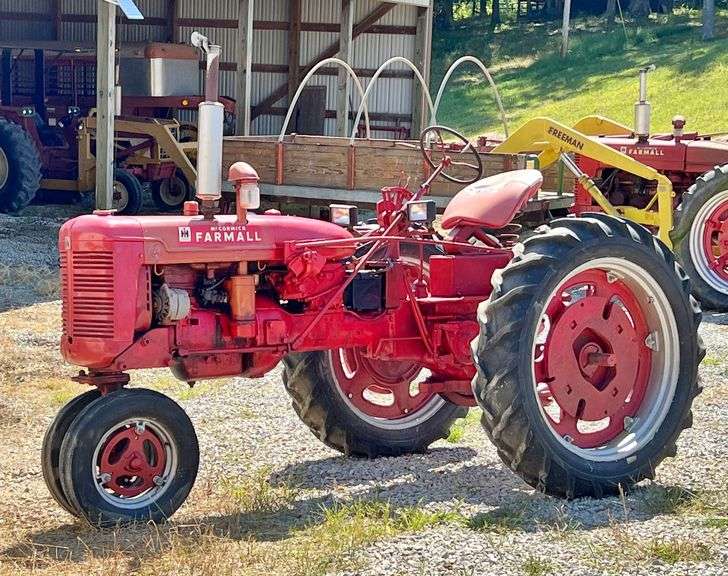 1950 Farmall C Tractor image
