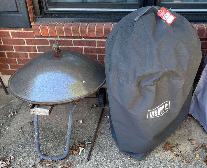 Weber Portable Charcoal Grill image