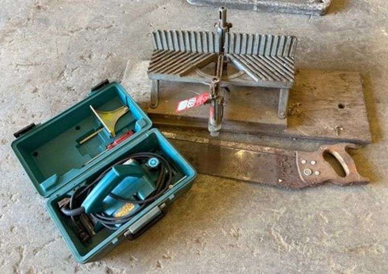 Makita Power Planer image