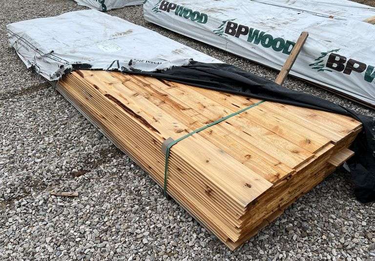 Western Red Cedar Tongue & Groove Siding - 104 pcs image