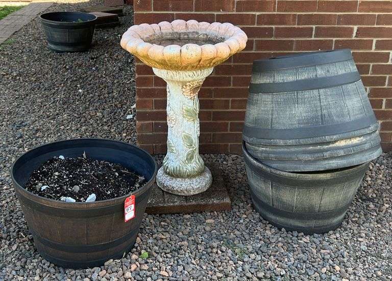 Bird Bath & Planters image