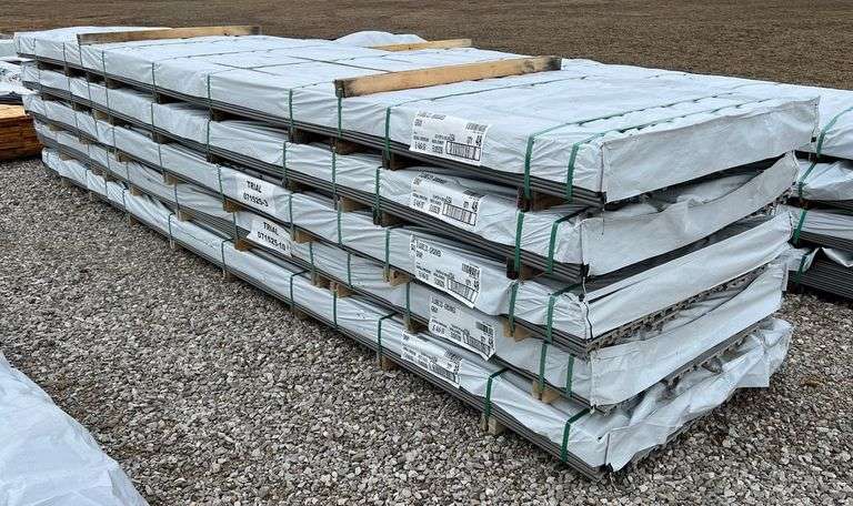 Gray Composite Decking Boards - 48 pcs image