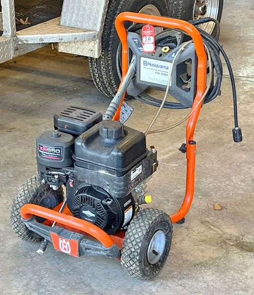 Husqvarna PW3200 Power Washer image