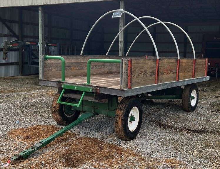 John Deere 963 Running Gear with Factory Built Flatbed image