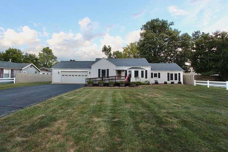 New Albany Real Estate Online Only Auction image