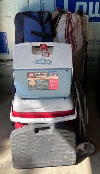 Coolers & Chairs image