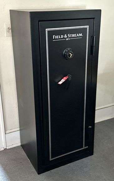 Field & Stream 16-Gun Combination Safe image