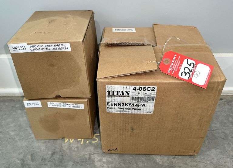 New Ford Power Steering Pump & IH Hyd Pumps image