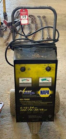 NAPA 85-7000 Battery Charger image