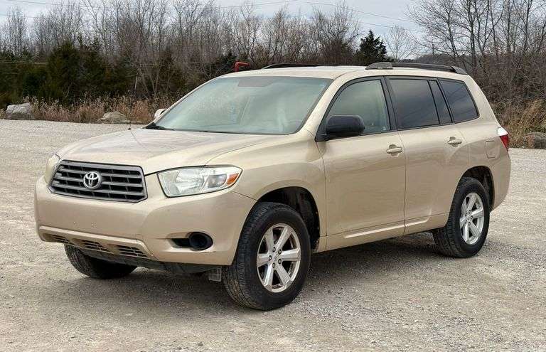 2010 Toyota Highlander SUV image