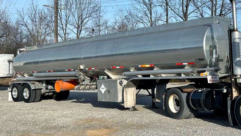 1981 Polar Tank Trailer Inc Semi Tanker Trailer image