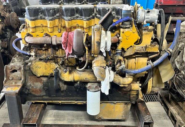 CAT C-15 Running Takeout Engine image