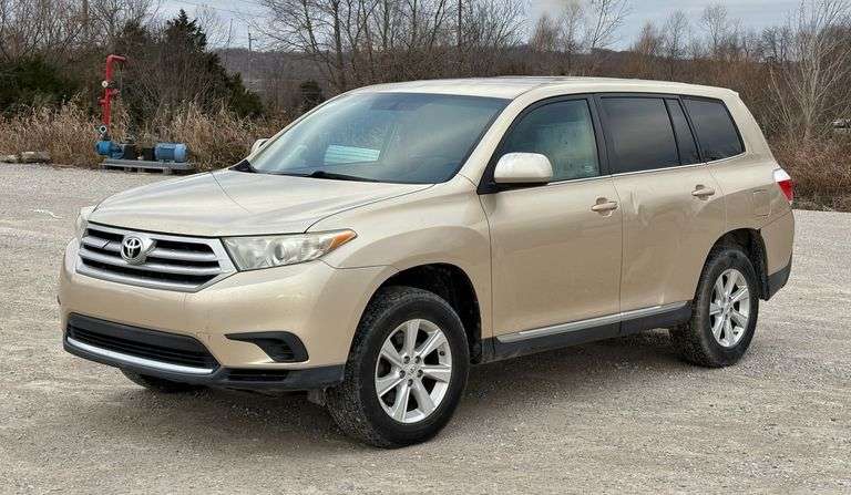 2011 Toyota Highlander SUV image