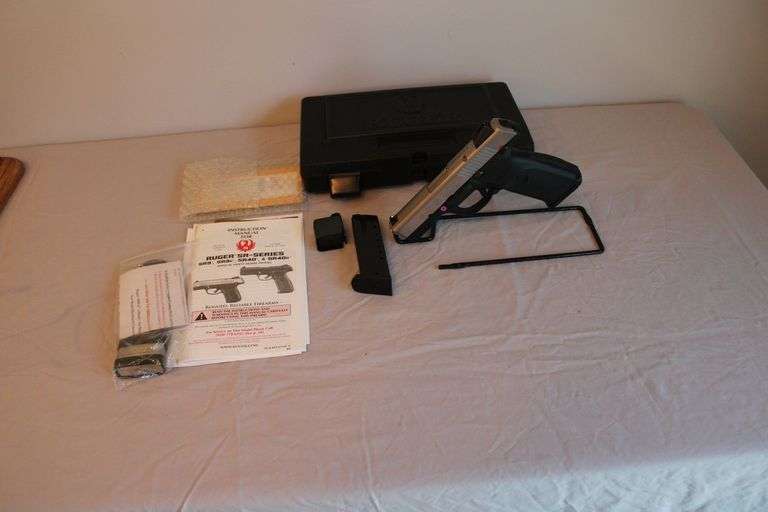 Ruger SR 40 caliber pistol, Model 03470