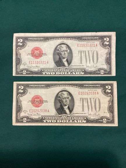 Two 1928-G $2 red seal Legal Tender notes, F/VF image