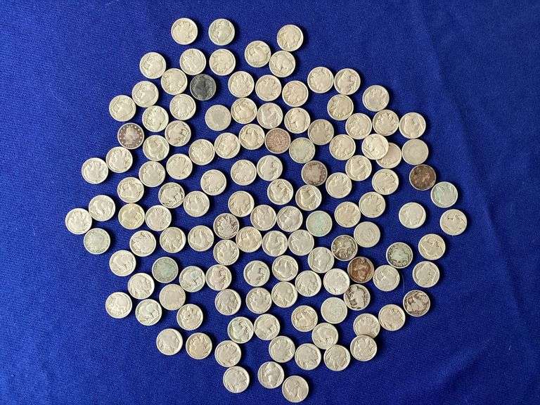 100+ Buffalo nickels, plus 12+ Liberty nickels, circulated image