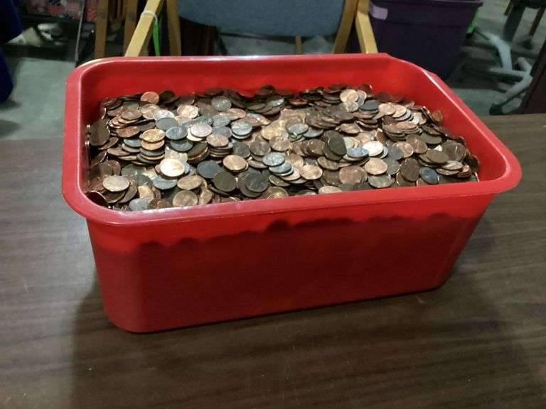 Tub full of Lincoln cents image