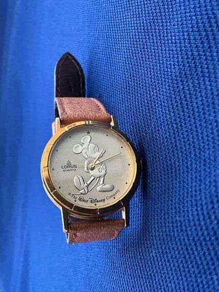 Lorus Quartz ladies Mickey Mouse wristwatch image